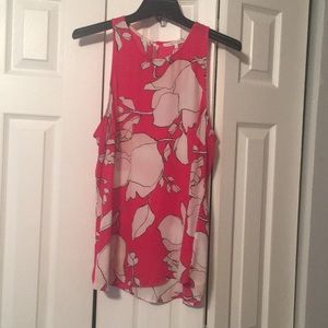 Pretty in Pink floral top